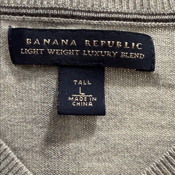 Banana Republic Men's Silk Cotton Cashmere Classy Stylish V-Neck Sweater Size L - Picture 3 of 9